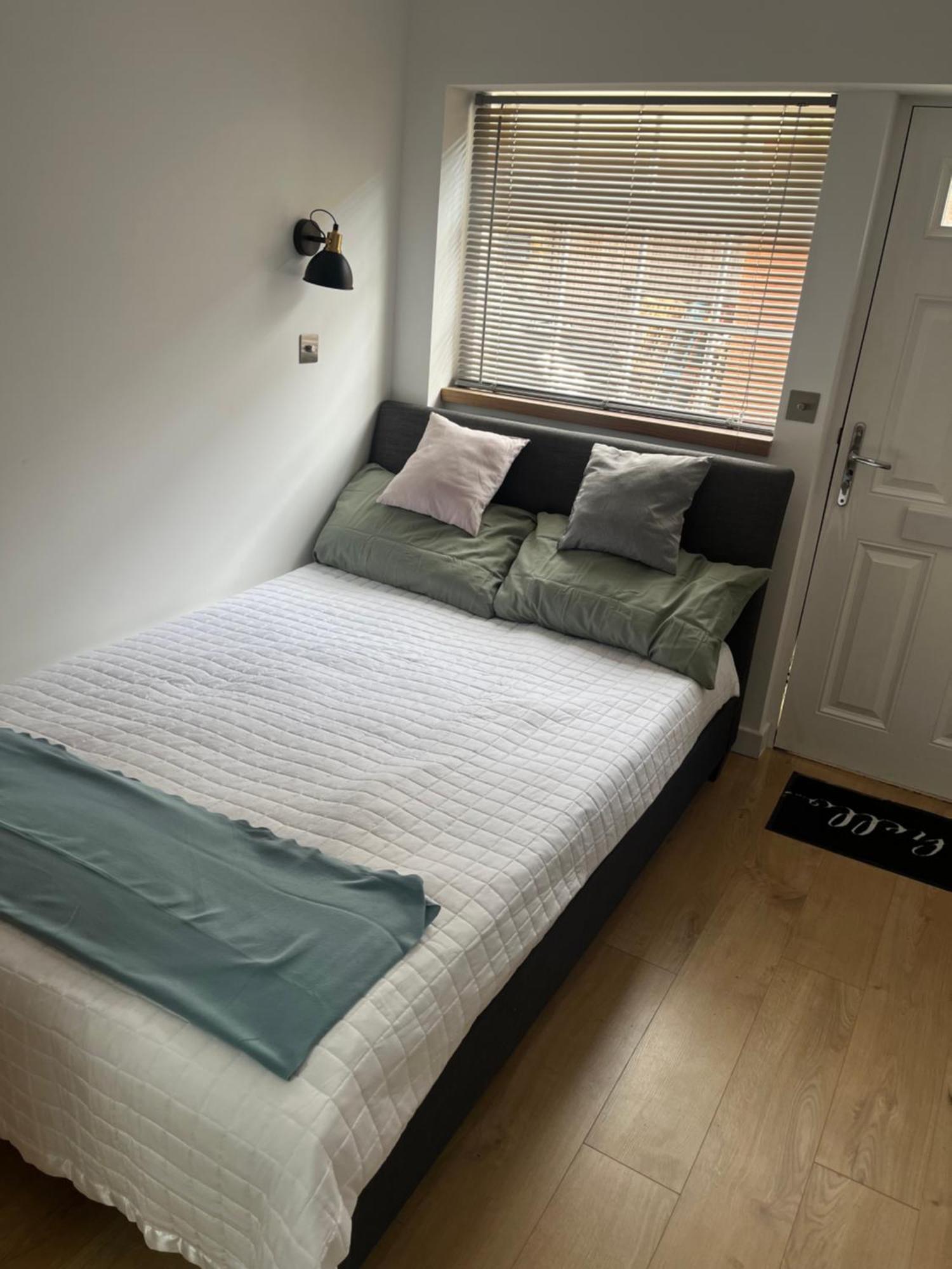 Appartamento Teddington Little Gem Londra Esterno foto